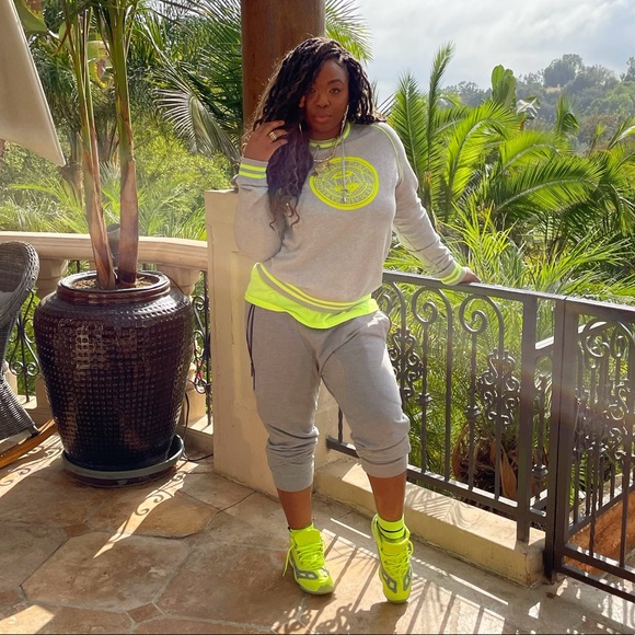 Meet your Posher, Trish - Picture 1 of 1